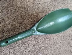 CAMO GREEN TREASURE SCOOP Reinforced plastic scoop designed to recover nuggets and help you locate them in the scoop with your detector. MADE IN THE USA!!